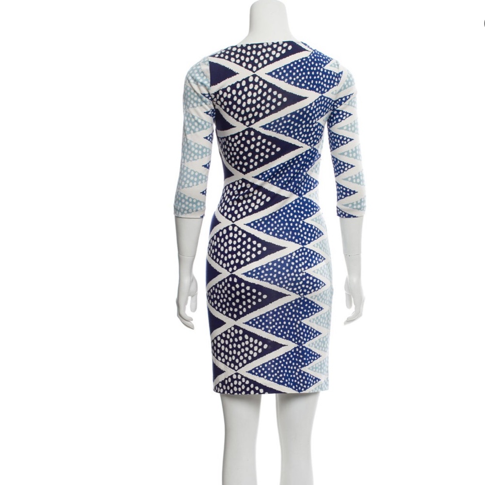 DV Printed Silk Jersey Cowl Neck Lune Dress - Picture 3 of 8